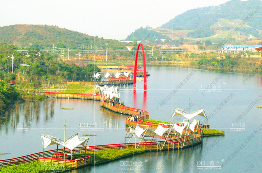 深圳东部华侨城茶溪谷湿地公园景观浮桥