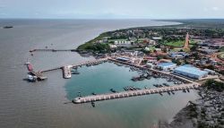 中国援几内亚比绍板丁渔业码头